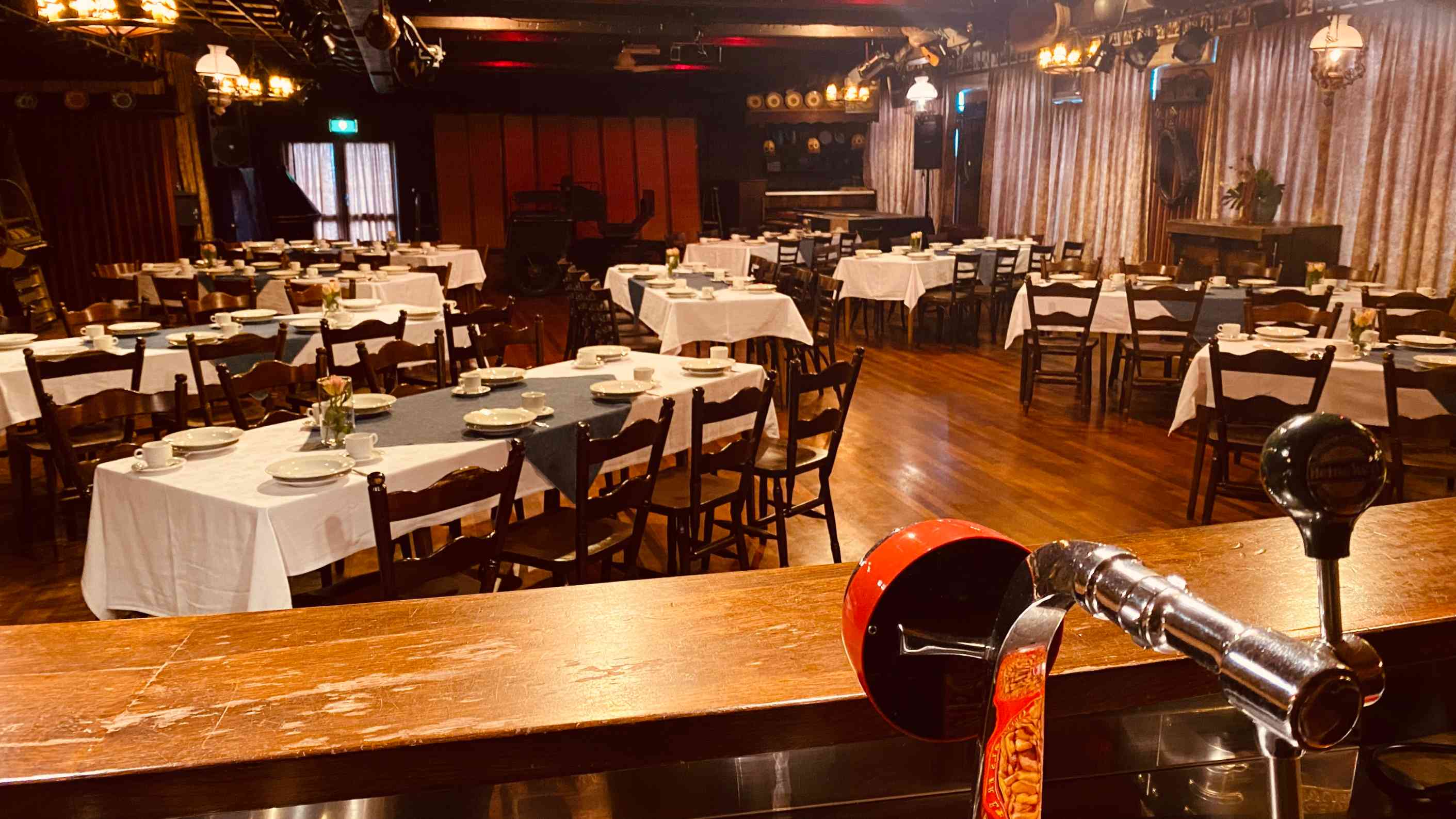 Onze zaal